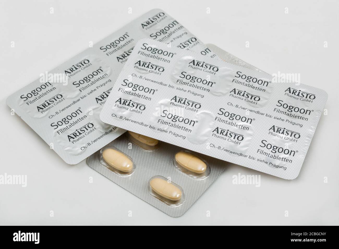 KIEW, UKRAINE - 17. FEBRUAR 2019: Chondroprotector Sogoon Tabletten Blasen von Aristo Pharma Nahaufnahme. Die Aristo Pharma GmbH wurde 2008 in Berlin gegründet Stockfoto