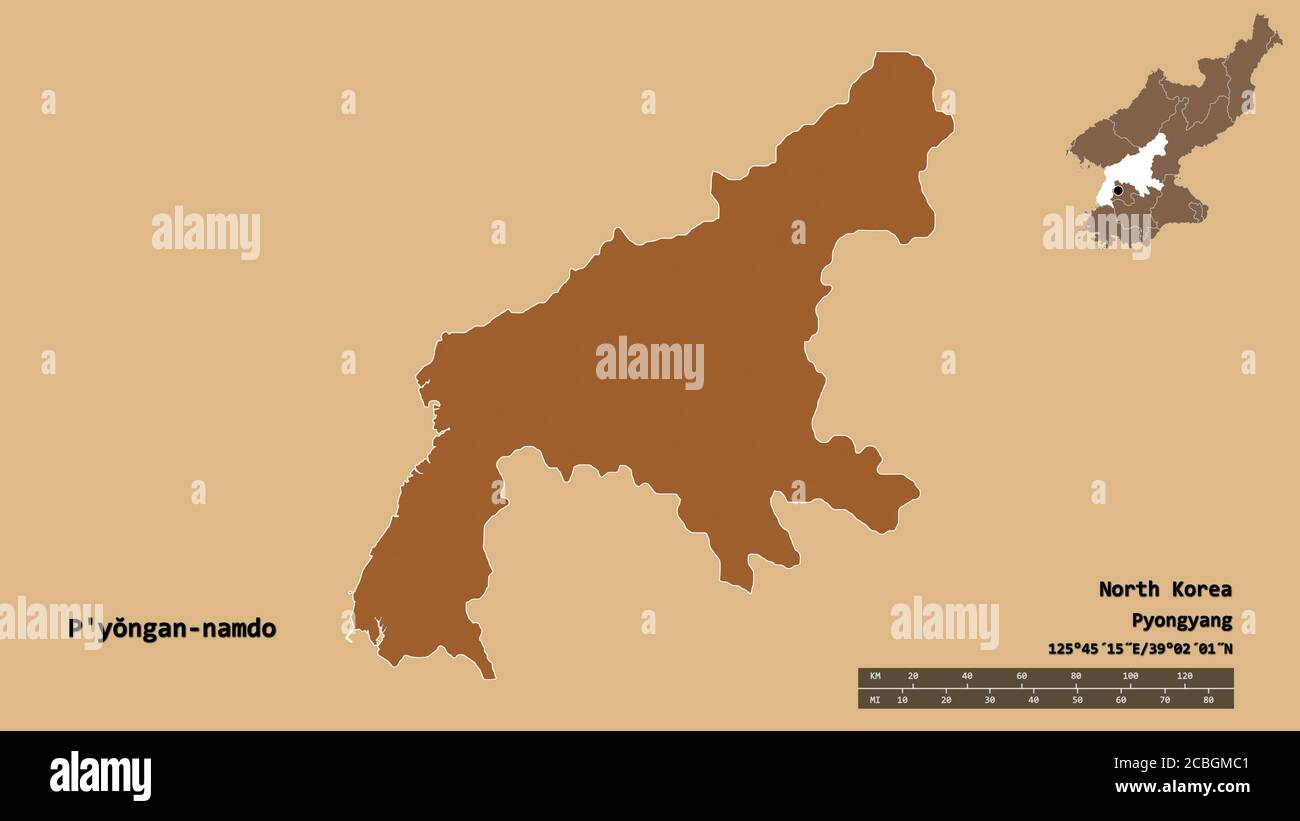 Form von P'yŏngan-namdo, Provinz Nordkorea, mit seiner Hauptstadt isoliert auf festem Hintergrund. Entfernungsskala, Regionenvorschau und Beschriftungen. Compositio Stockfoto