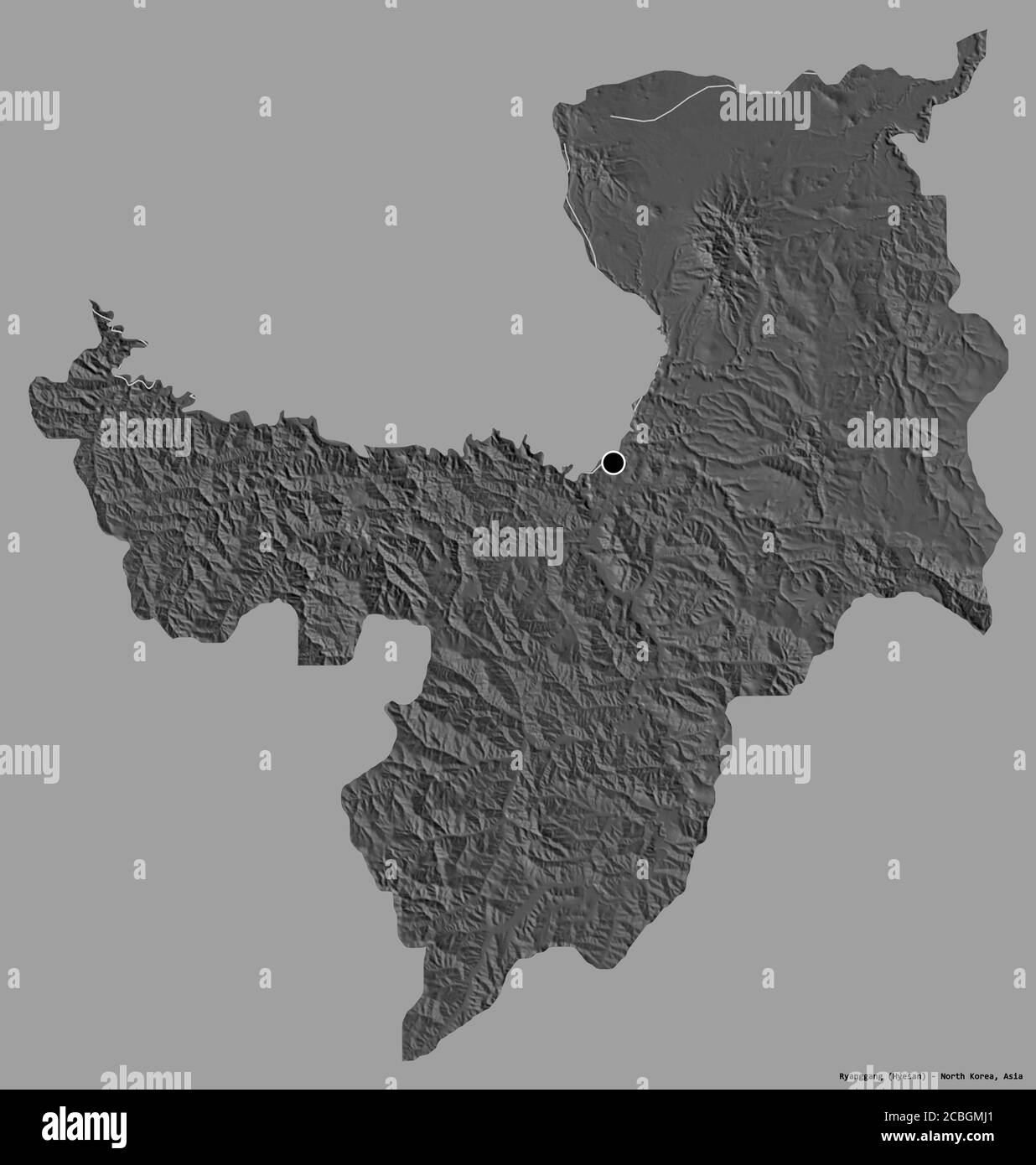Form von Ryanggang, Provinz Nordkorea, mit seiner Hauptstadt isoliert auf einem einfarbigen Hintergrund. Höhenkarte mit zwei Ebenen. 3D-Rendering Stockfoto