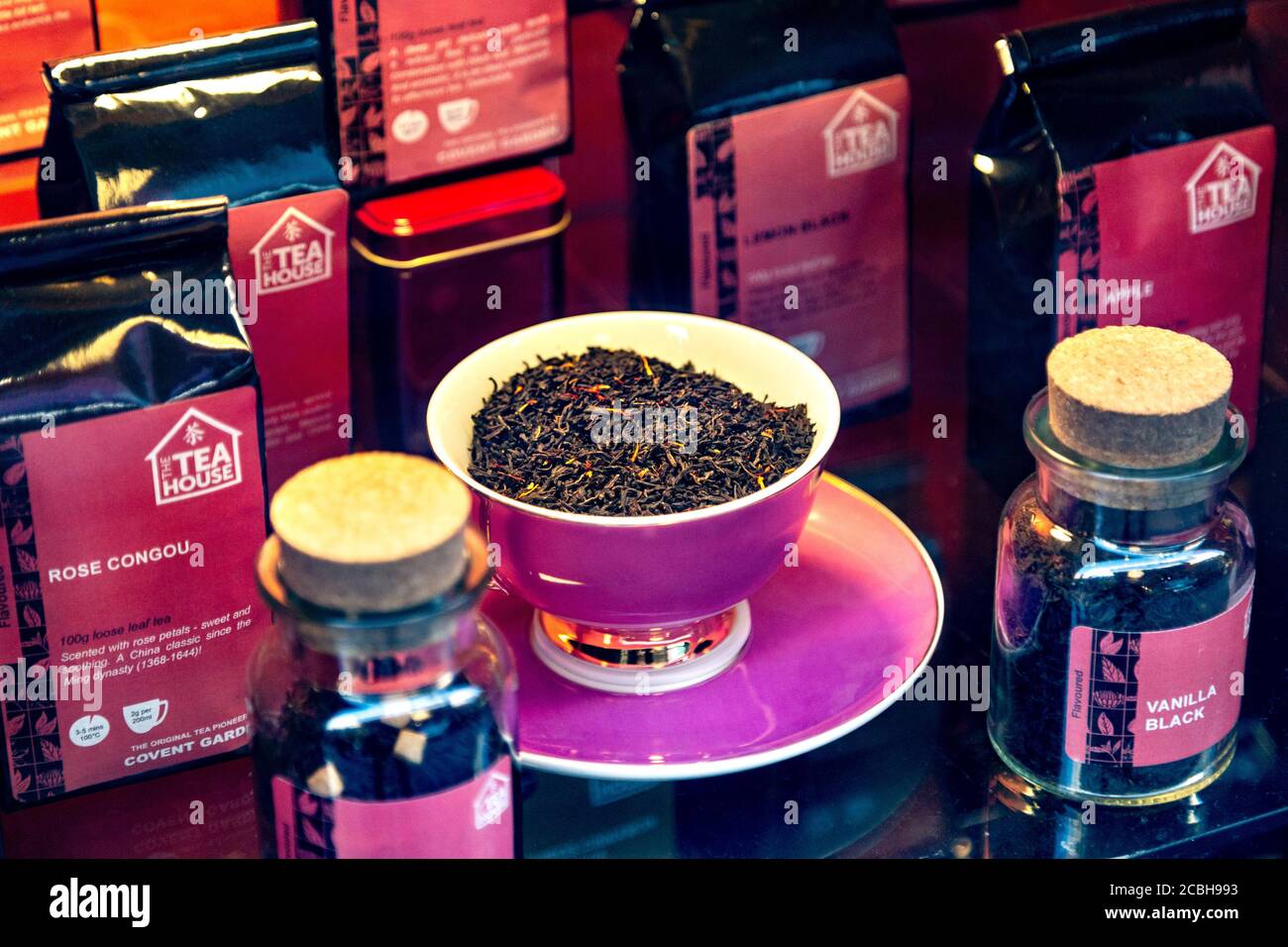 Tee im Tea House in der Neal Street, Covent Garden, London, Großbritannien Stockfoto