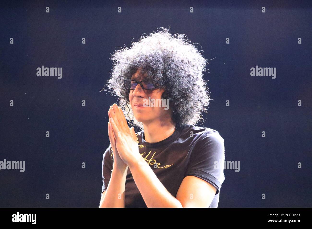 Neapel, Italien. August 2020. Giovanni Allevi im Konzert in Neapel für die Rezension mit dem Titel "Restate a Napoli. Il Teatro del Plebiscito“. (Foto: Salvatore Esposito/Pacific Press) Quelle: Pacific Press Media Production Corp./Alamy Live News Stockfoto