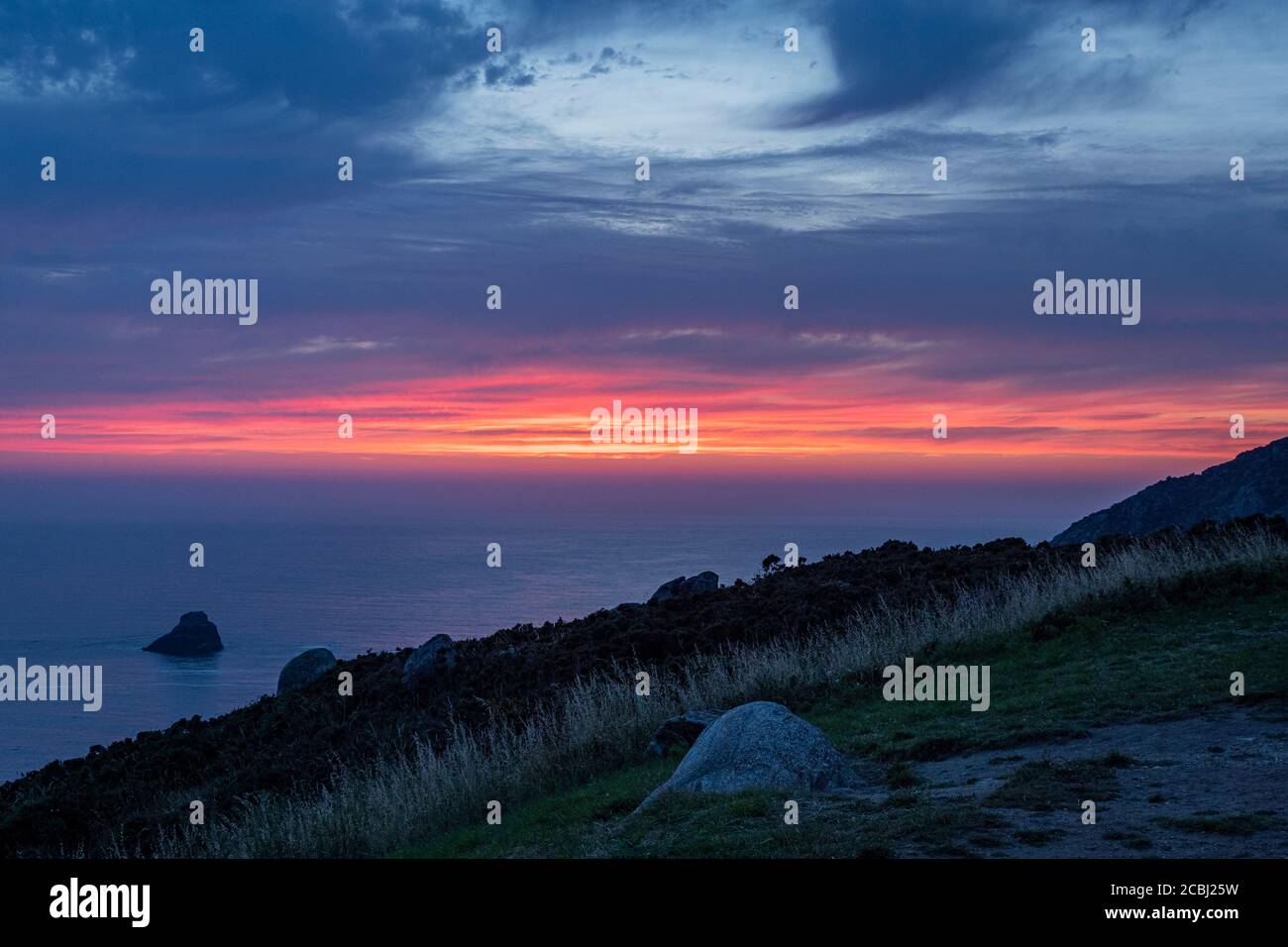 Sonnenuntergang über dem Atlantischen Ozean Stockfoto