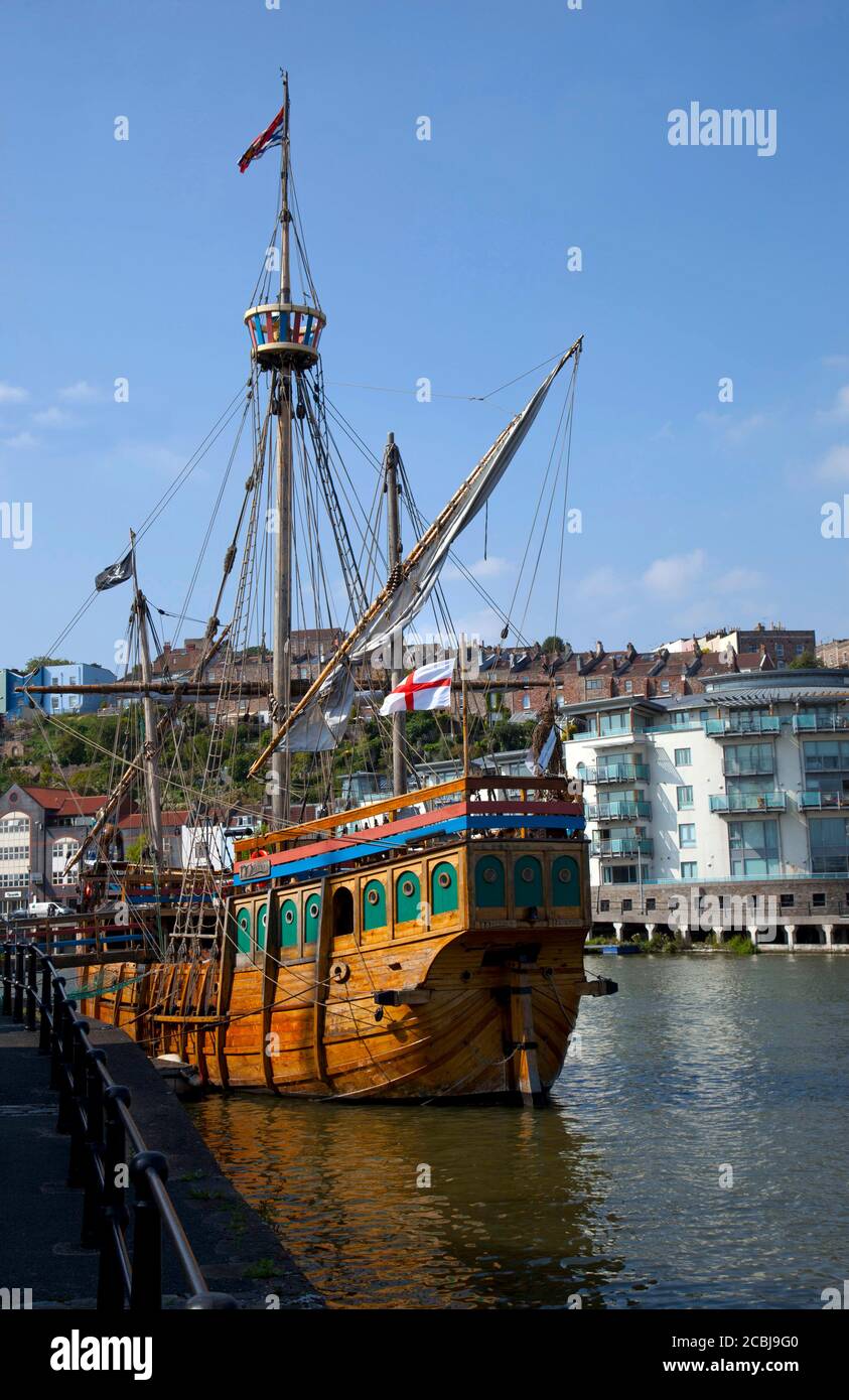 Segelschiff The Matthew in Bristol Hafen Hochformat Stockfoto