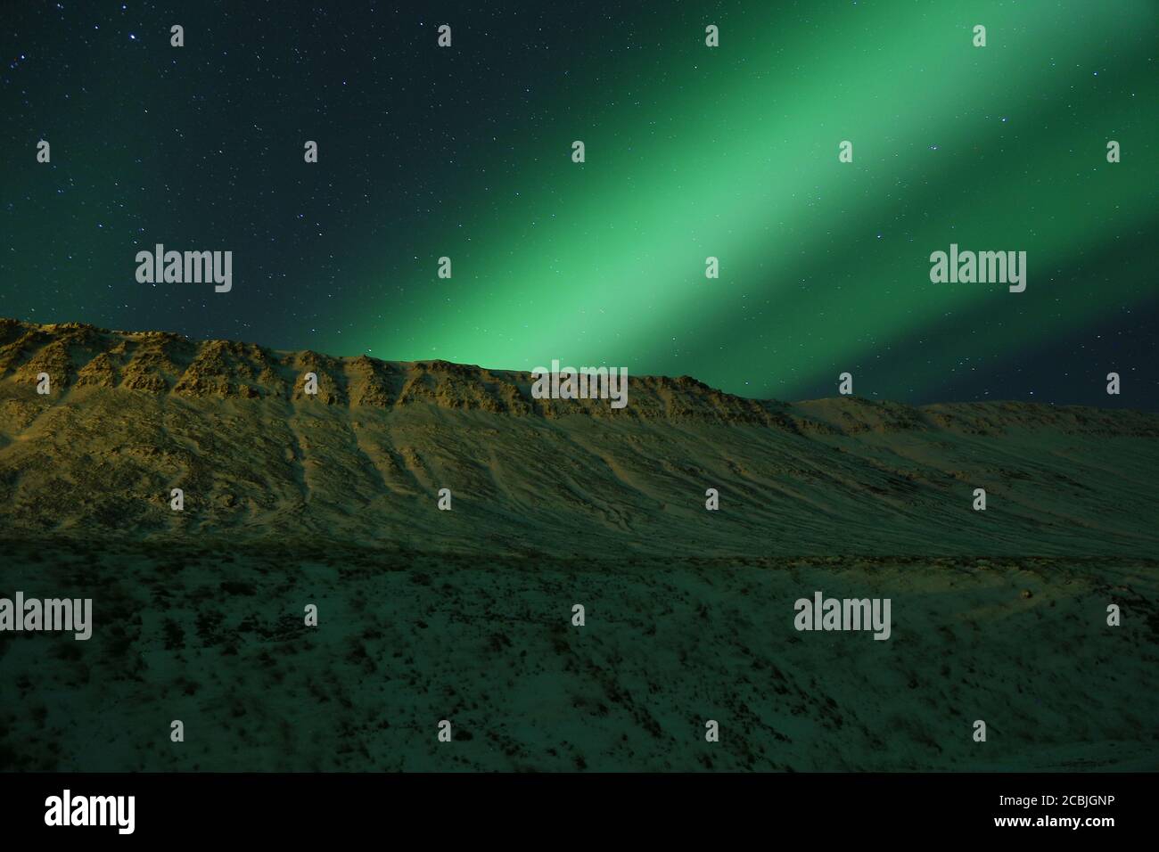 Nordlichter über den Westfjorden in Island Stockfoto