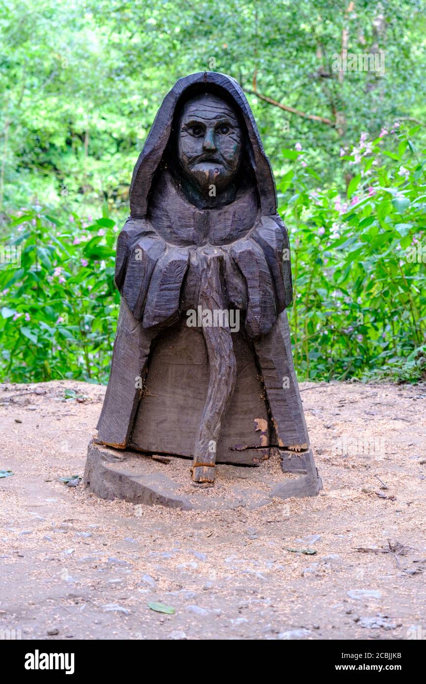 Holzskulptur im Clifton Country Park, Salford, Greater Manchester, UK, Teil des Irwell Vallery Skulpturenpfades Stockfoto