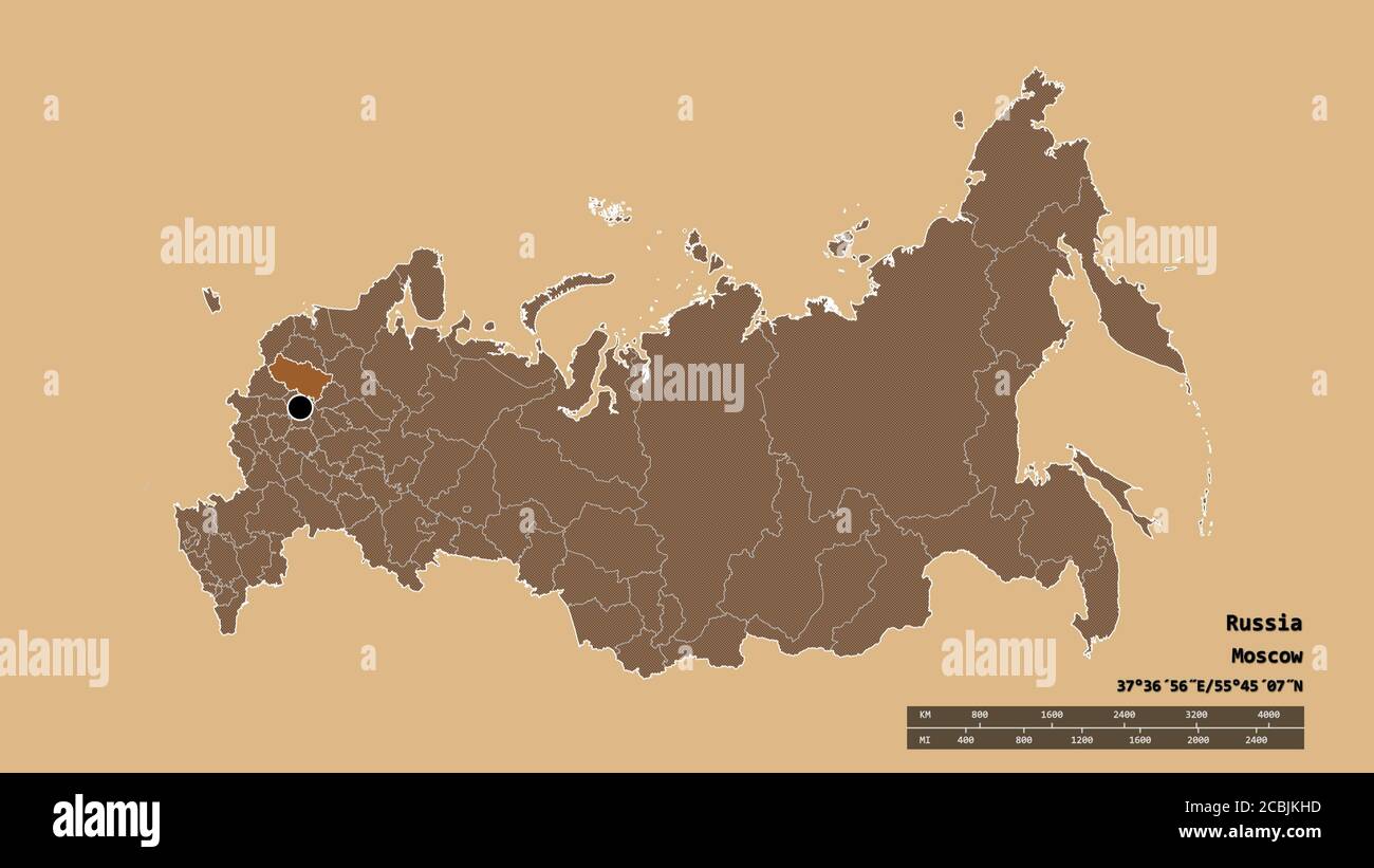 Entsättigte Form von Russland mit seiner Hauptstadt, der wichtigsten regionalen Teilung und dem abgetrennten Twer' Gebiet. Beschriftungen. Komposition von regelmäßig gemusterten Texturen Stockfoto