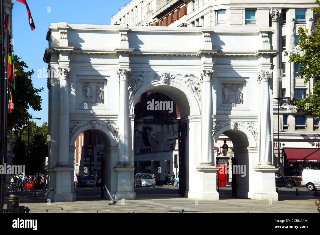 Marble Arch Oxford Street Hyde Park London England Großbritannien erbaut Im Jahr 1828 eine georgische Architektur Gebäude Struktur, die ein ist Beliebtes Reiseziel Stockfoto