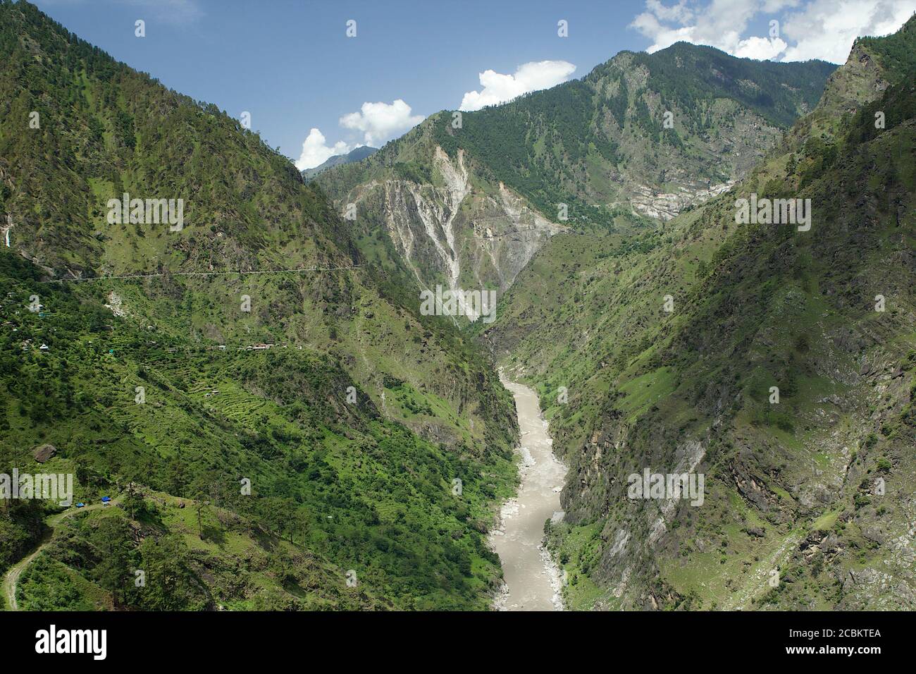 Sutlej Fluss und Tal, Sarahan, Himachal Pradesh, Indien, Asien Stockfoto