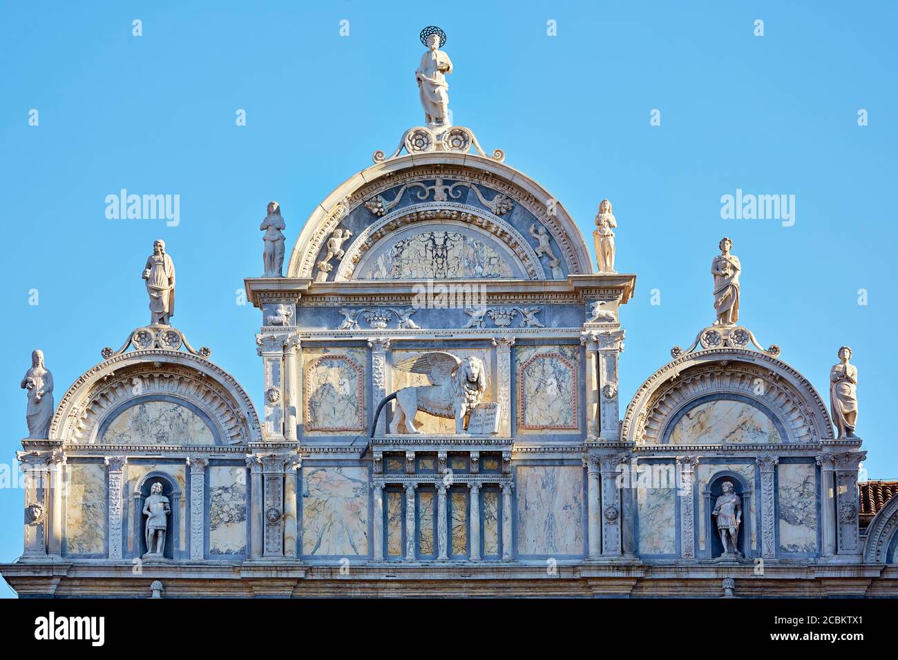 Detail der religiösen Fassade, Venedig, Venetien, Italien Stockfoto