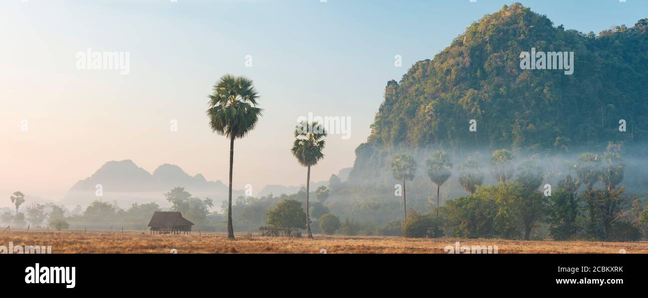 Landschaftlich reizvolle Aufnahme von hPa an, Kayin State, Myanmar Stockfoto