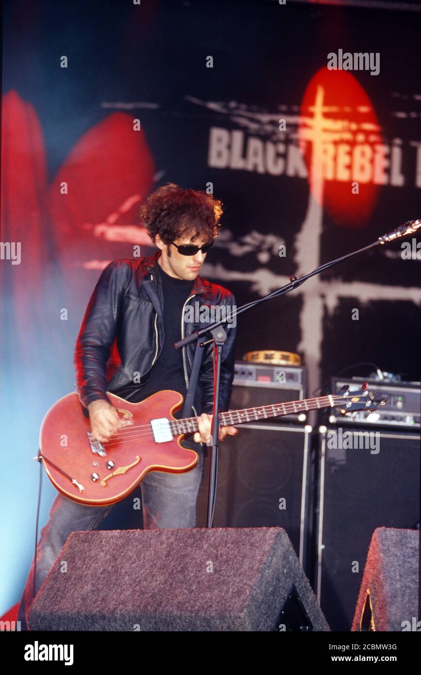 Black Rebel Motorcycle Club beim Reading Festival 2003, Reading, Berkshire, England, Vereinigtes Königreich. Stockfoto