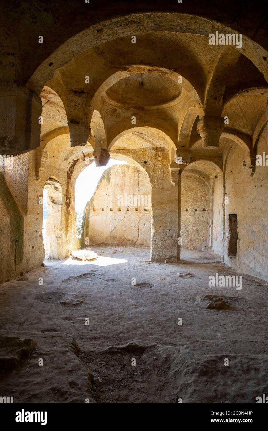 Cakirkaya Kloster im Dorf Gumushane, das geschätzt wird, zwischen dem 13. und 15. Jahrhundert, 65 Meter hohen Fels Carving gebaut werden Stockfoto