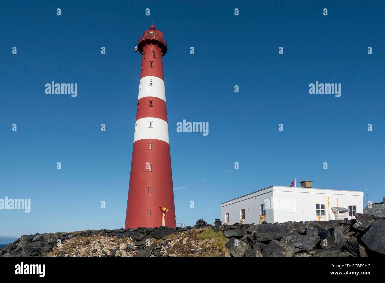 Leuchtturm Sletnes Fyr, nördlichster Leuchtturm auf dem Festland in Europa, Gamvik, Troms, Norwegen Stockfoto