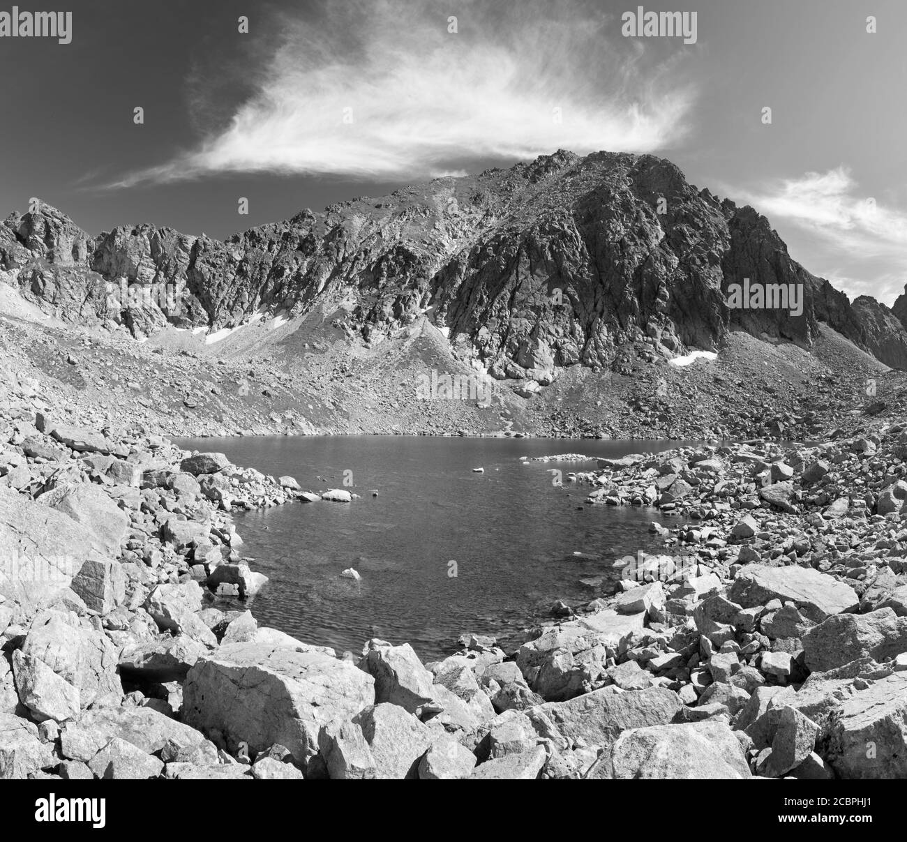 Hohe Tatra - Slowakei - der Blick auf Capie pleso See mit den Gipfeln Strbsky stit. Stockfoto