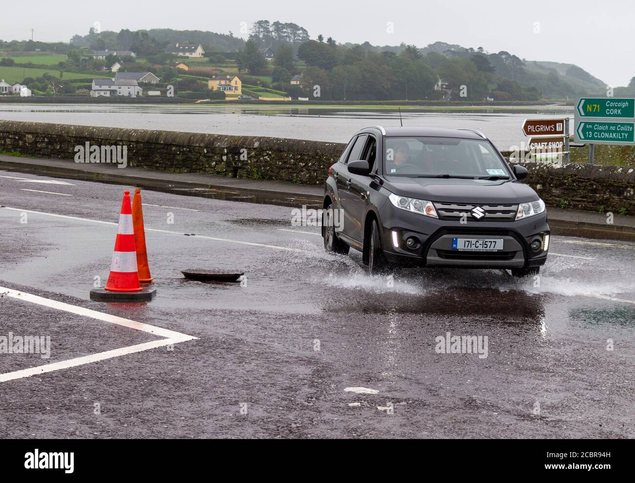 Straßen wegen Überschwemmungen gesperrt, Rosscarbery, West Cork, Irland Stockfoto