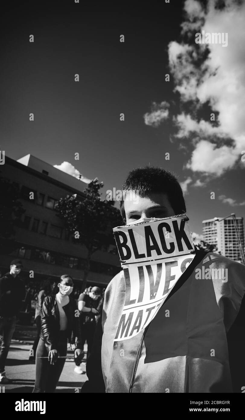 Eindhoven, Niederlande, 6/6/2020, Black Lives Matter Gesichtsmaske. Stockfoto