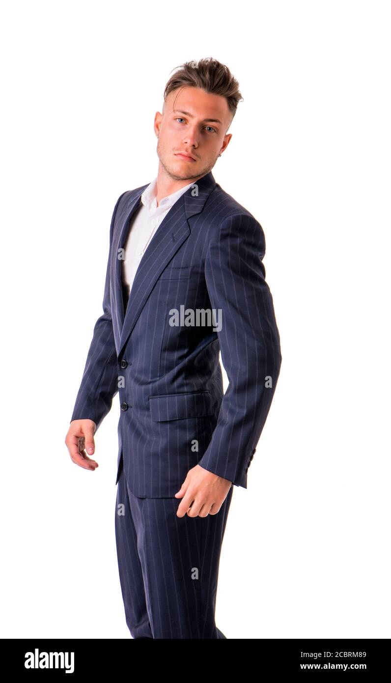 Elegante junge Mann mit Anzug im Studio Stockfoto