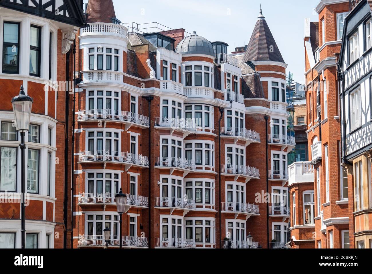 Wunderschönes architektonisches Detail von Knightsbridge, London Stockfoto