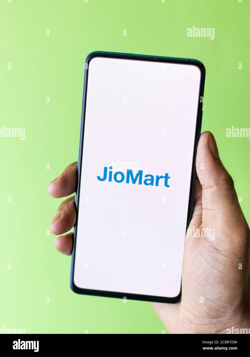 Assam, indien - 7. Juli 2020 : Jiomart kirana App für den Kauf von Lebensmitteln online. Stockfoto
