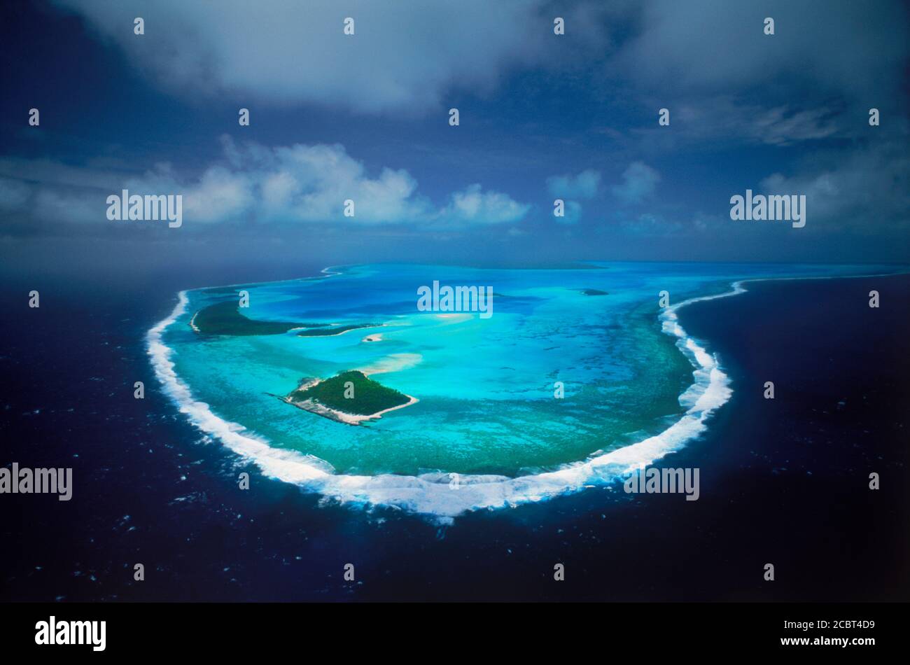Luftbild von Aitutaki Atoll und Lagune in Cookinseln Südsee Stockfoto