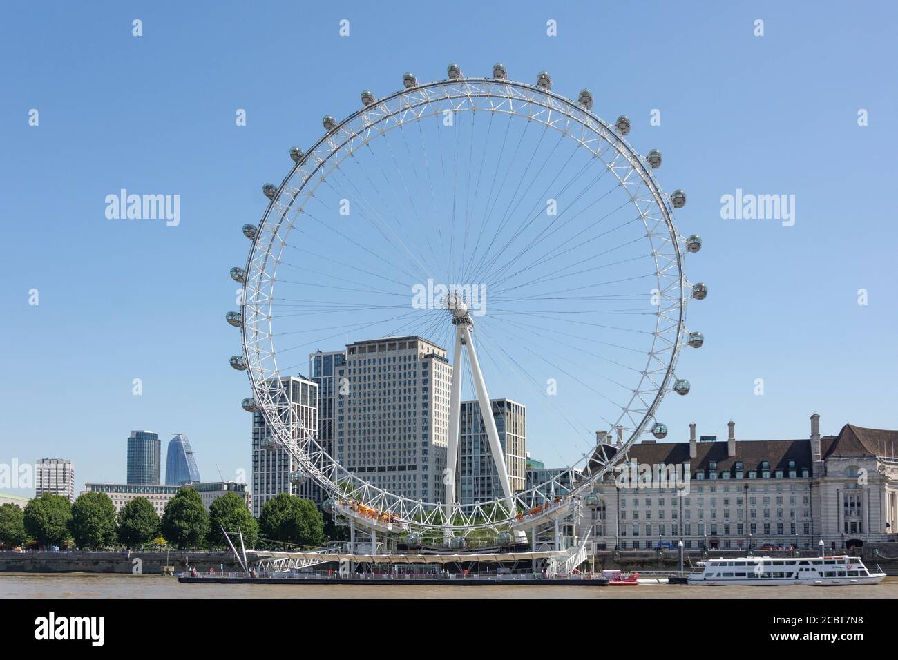 Das London Eye (Millennium Wheel) über die Themse, South Bank, City of Westminster, Greater London, England, Großbritannien Stockfoto