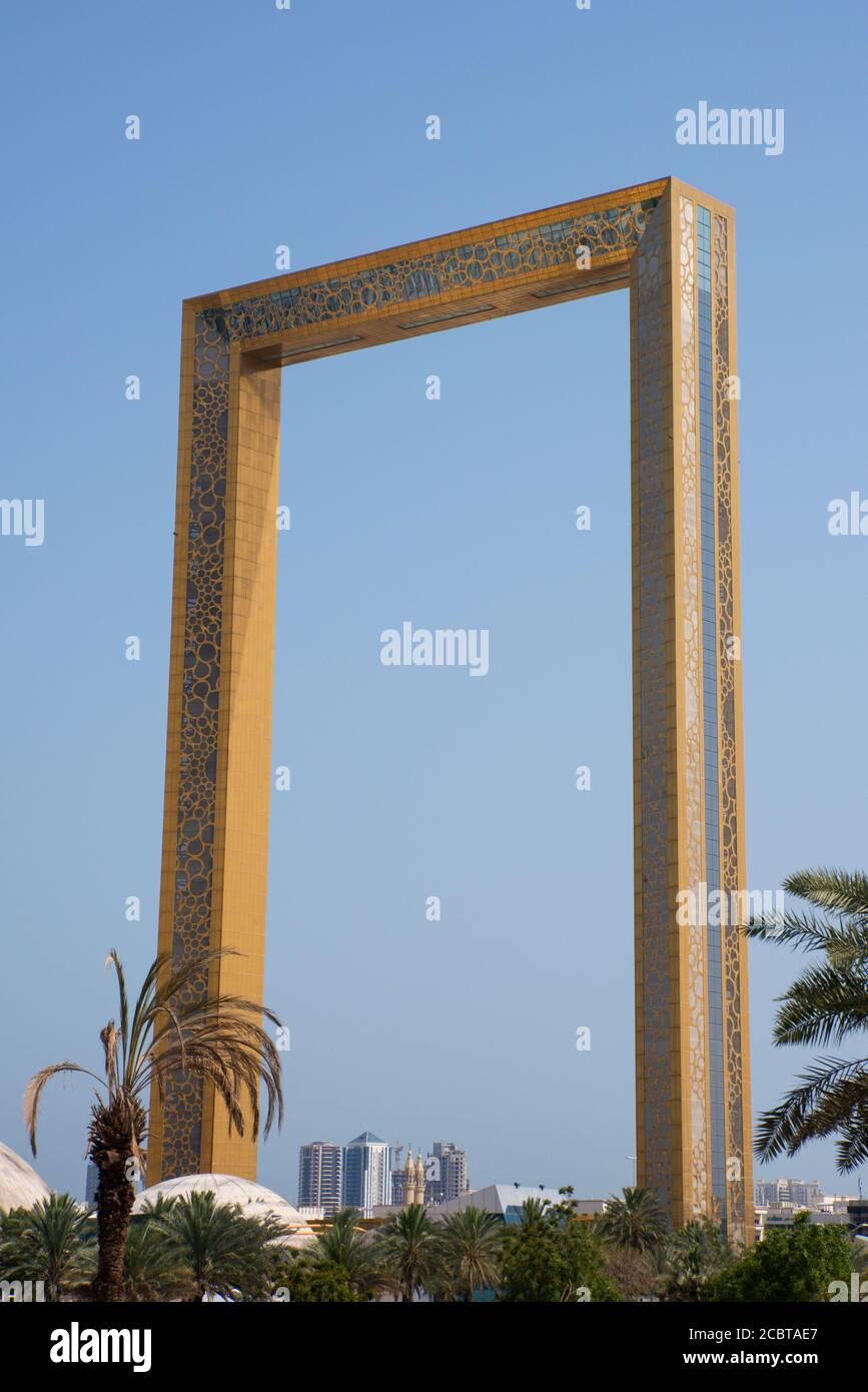 Vereinigte Arabische Emirate, Dubai. The Dubai Frame, ein architektonisches Wahrzeichen im Zabeel Park. Stockfoto