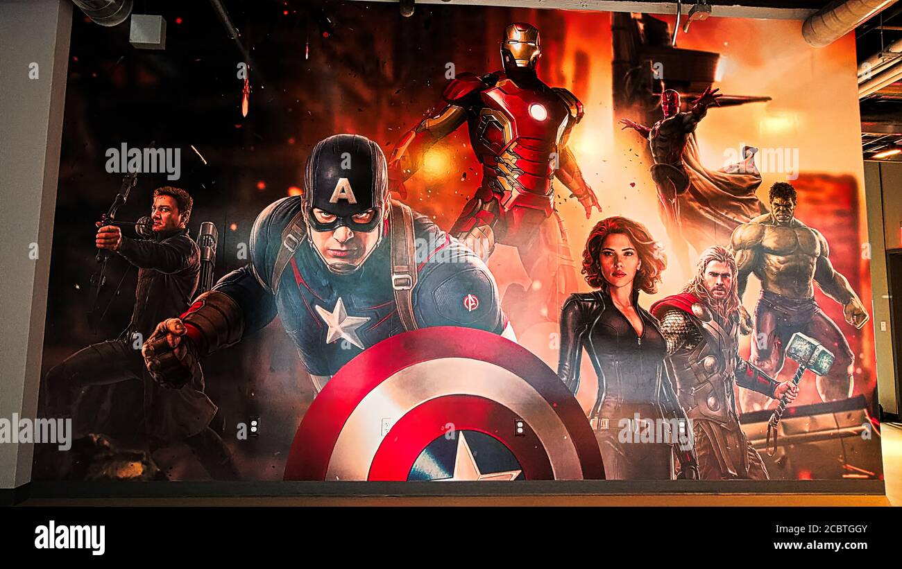 Staunen Sie über Superhelden im Avengers Station Complex in Las Vegas. Stockfoto