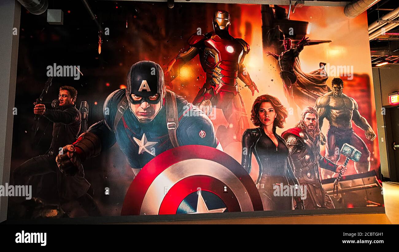 Staunen Sie über Superhelden im Avengers Station Complex in Las Vegas. Stockfoto