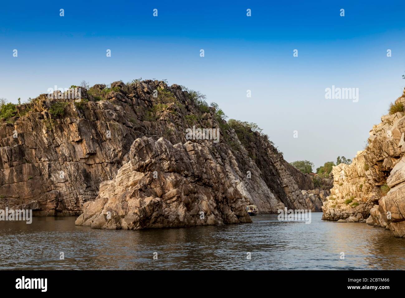 Bhedaghat Jabalpur Madhya Pradesh Blick auf den Fluss Narmada mit schönen Marble Rocks Stockfoto