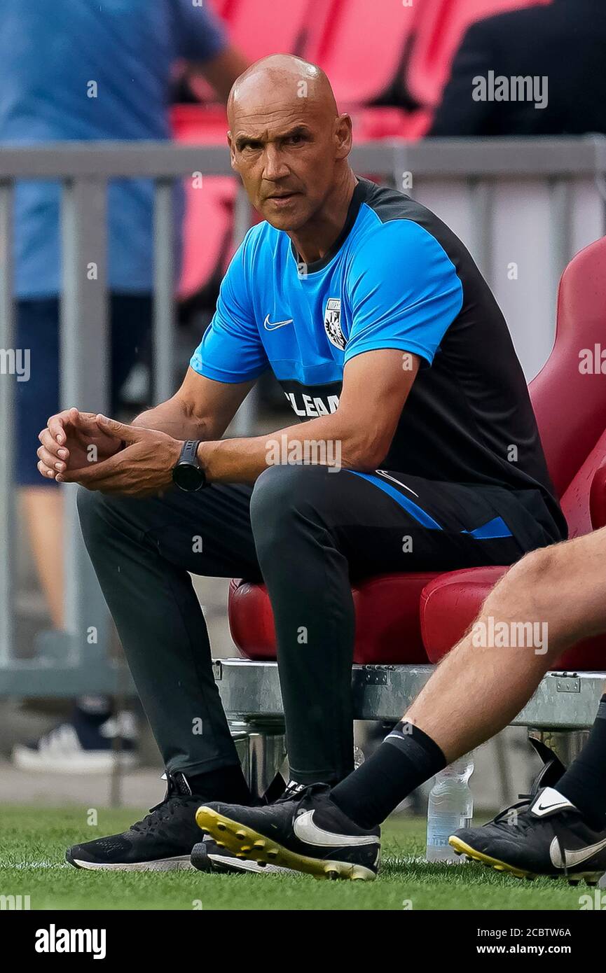 EINDHOVEN, PSV - Vitesse, 15-08-2020, Fußball, Freundschaftsspiel, Niederländische Eredivisie, Saison 2020-2021, Philips Stadion, Vitesse Interimstrainer Thomas Letsch Stockfoto
