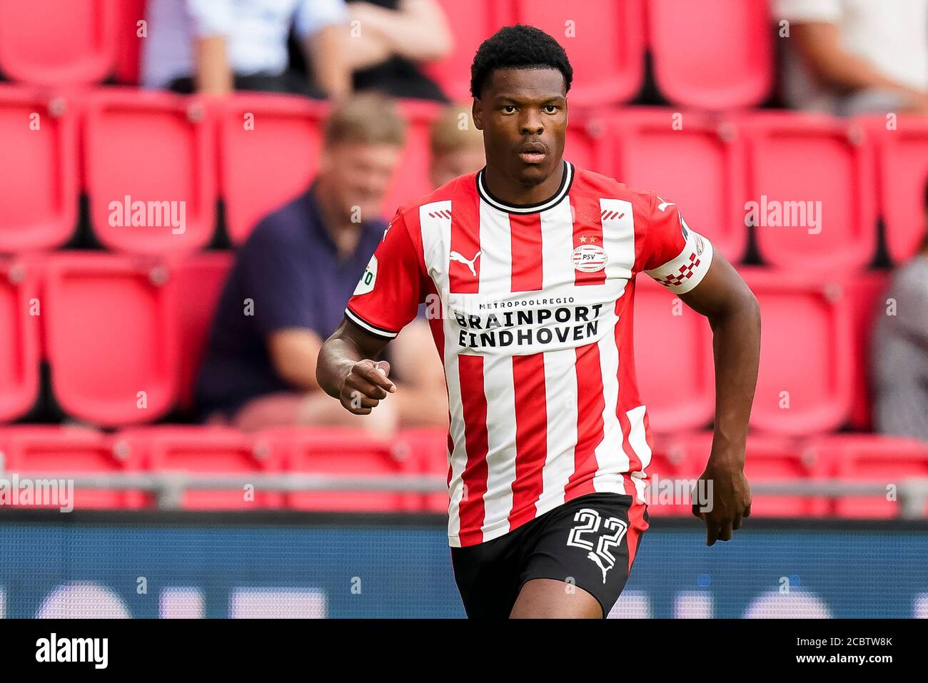EINDHOVEN, PSV - Vitesse, 15-08-2020, Fußball, Freundschaftsspiel, Niederländische Eredivisie, Saison 2020-2021, Philips Stadium, PSV-Spieler Denzel Dumfries Stockfoto
