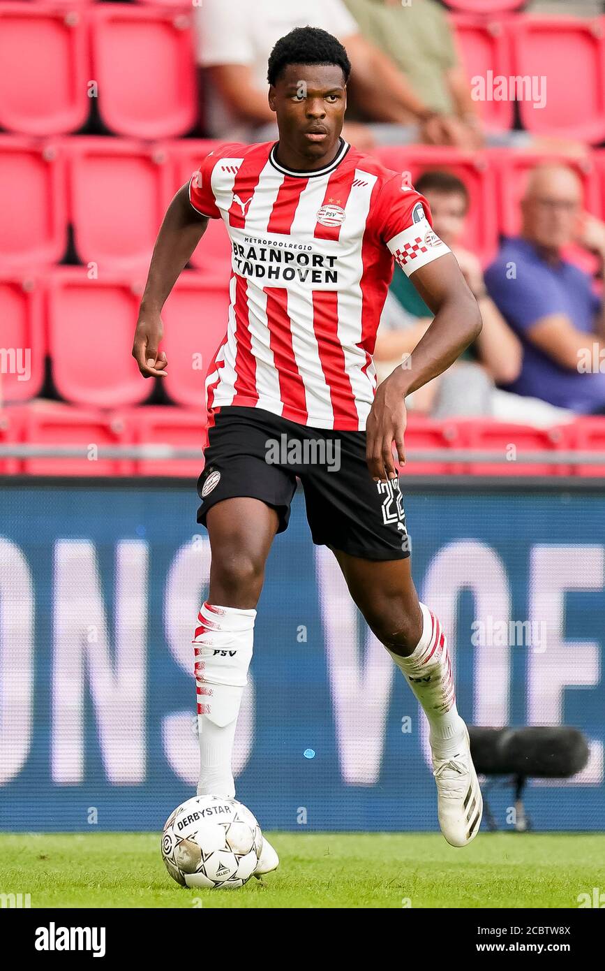 EINDHOVEN, PSV - Vitesse, 15-08-2020, Fußball, Freundschaftsspiel, Niederländische Eredivisie, Saison 2020-2021, Philips Stadium, PSV-Spieler Denzel Dumfries Stockfoto