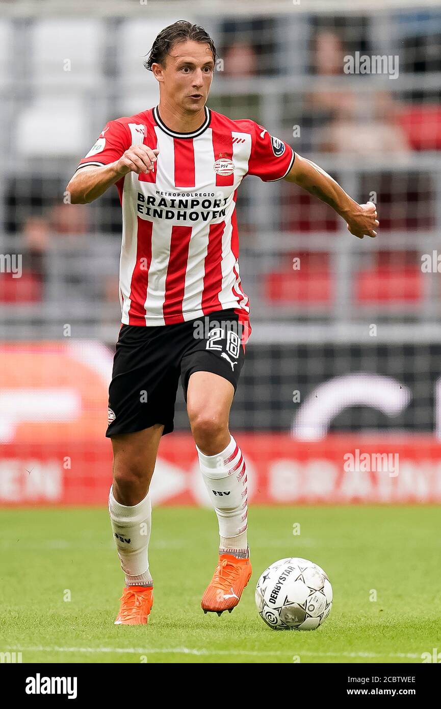 EINDHOVEN, PSV - Vitesse, 15-08-2020, Fußball, Freundschaftsspiel, Niederländische Eredivisie, Saison 2020-2021, Philips Stadium, PSV-Spieler Olivier Boscagli Stockfoto