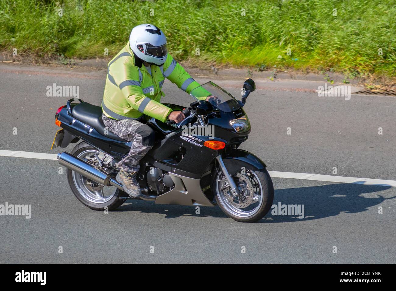 Kawasaki Zzr Stockfotos Und Bilder Kaufen Alamy