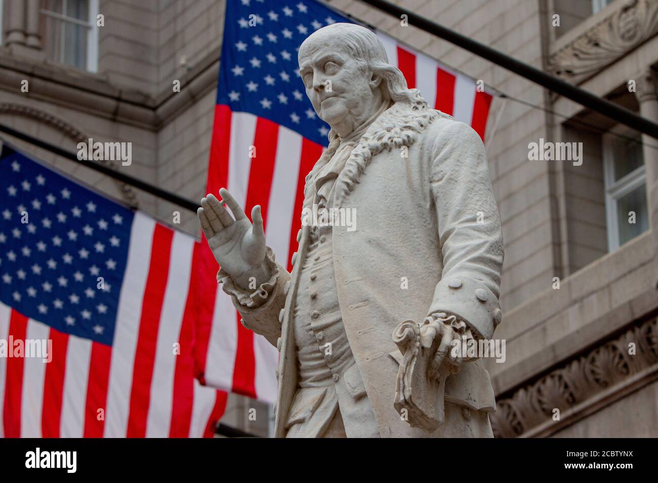 Der Berühmte Wissenschaftler Benjamin Franklin War Auch Ein Führender  Schriftsteller, Drucker, Politischer Philosoph, Politiker, Freimaurer,  Postmeister, Erfinder, Humorist, Bürgerschaftlicher Aktivist, Staatsmann  Und Diplomat. Er War Auch Einer Der ...