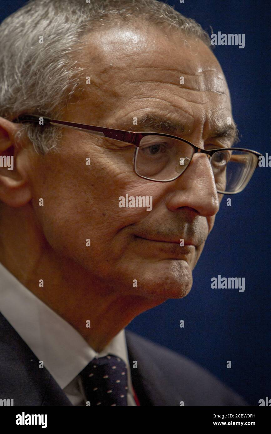 Bilder vom Spin Zimmer nach den Präsidentenwahlen Debatte in St. Louis zwischen Donald J. Trumpf und Hillary Clinton. Stockfoto