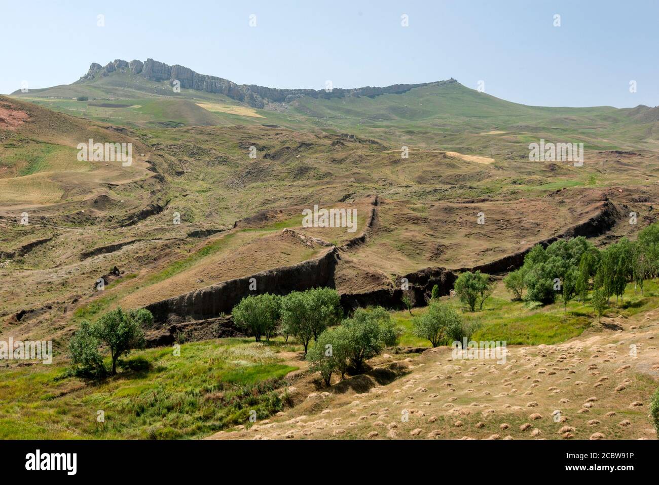 Was viele Menschen glauben, sind die Überreste der Arche Noah (Mitte rechts) In der Nähe der Stadt Dogubayazit im Fernen Osten von Türkei nahe der Grenze zum Iran Stockfoto