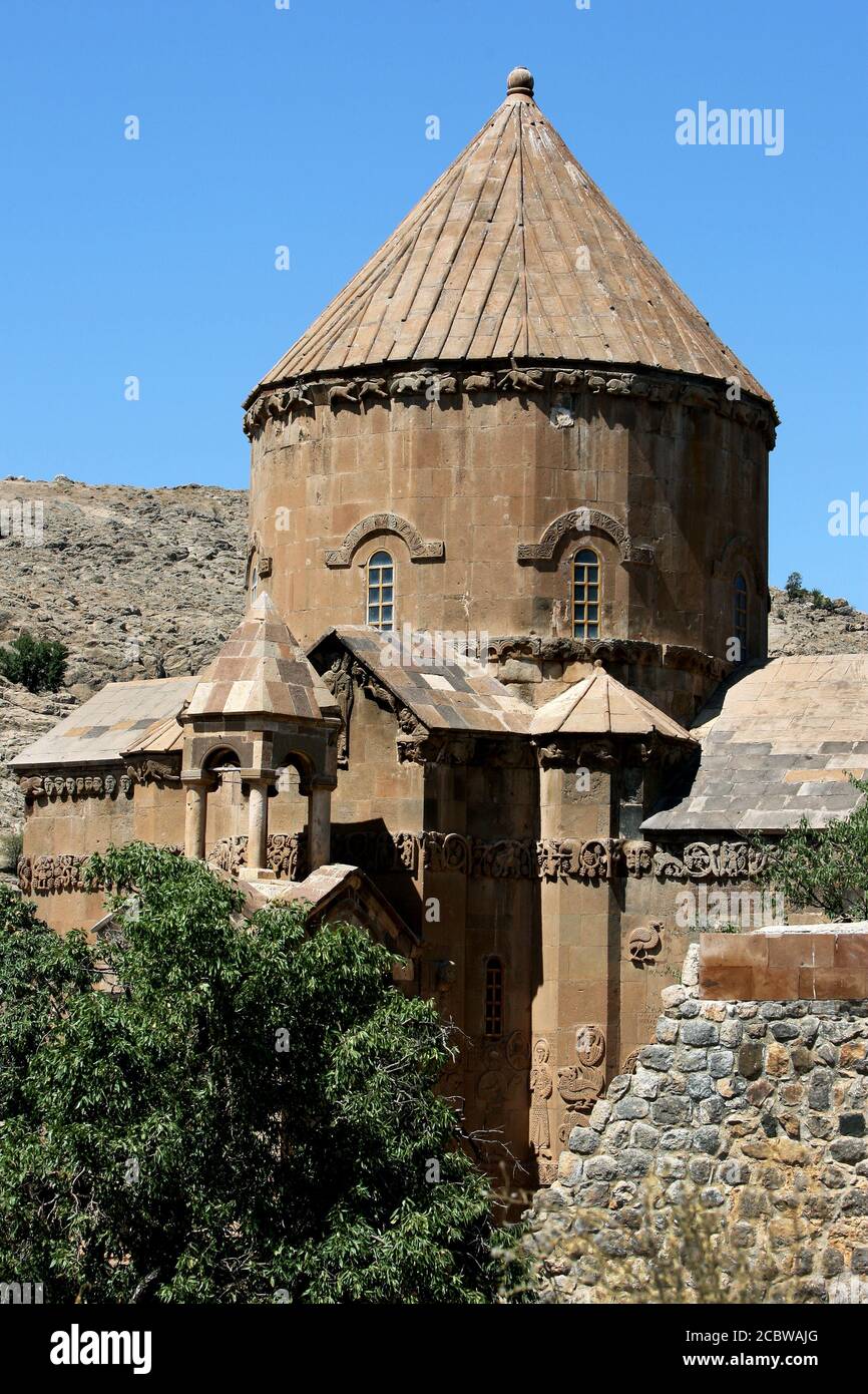 Die Akdamar Killisesi (Kirche des Heiligen Kreuzes) auf der Insel Akdamar am Van-See in der Osttürkei. Die Kirche wurde 921 n. Chr. erbaut. Stockfoto