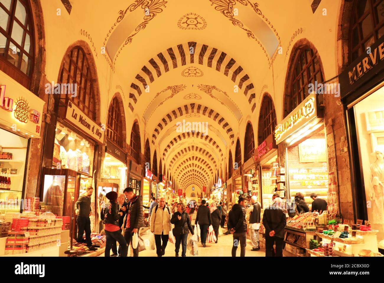 Gewürzbasar nach der Restaurierung in Istanbul, Türkei Stockfoto