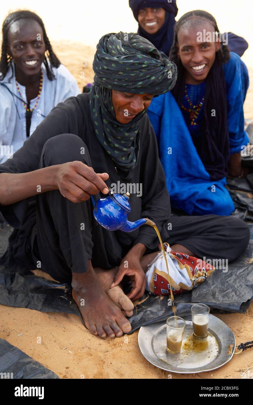 Niger. Teezeremonie, Tuareg Völker. Stockfoto