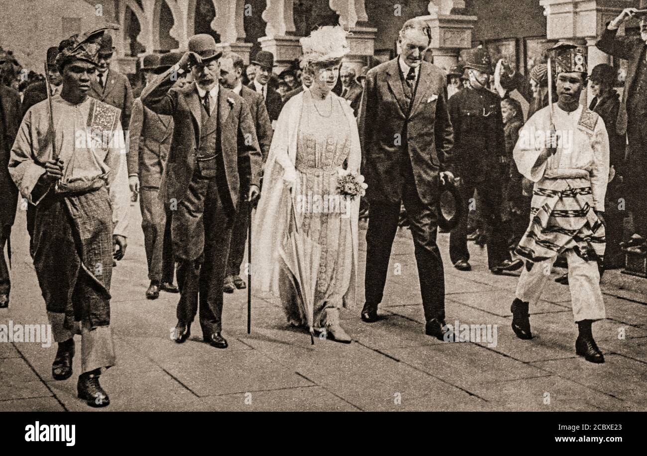 Die British Empire Exhibition war eine koloniale Ausstellung, die vom 23. April 1924 bis zum 31. Oktober 1925 im Wembley Park, Wembley, England, stattfand. Es wurde von König George V (1865-1936) und Königin Gemahlin Mary eröffnet. Stockfoto