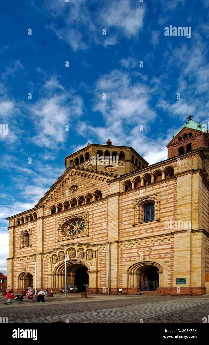 Speyer Dom; 1061; Kaiserdom; Katholische Kirche; altes religiöses Gebäude; königliche Krypta; UNESCO-Stätte; Europa; Speyer; Deutschland Stockfoto
