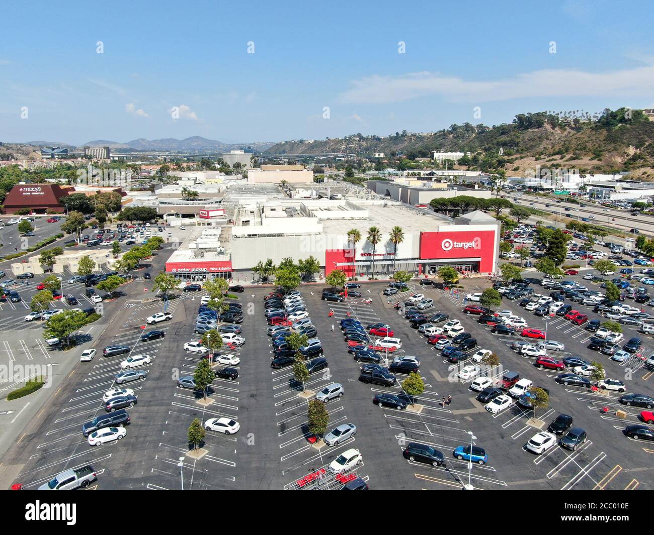 Zielgruppe: Einzelhandelsgeschäft. Target verkauft Haushaltswaren, Bekleidung und Elektronik. San Diego, Kalifornien, USA, 16. August 2020 Stockfoto