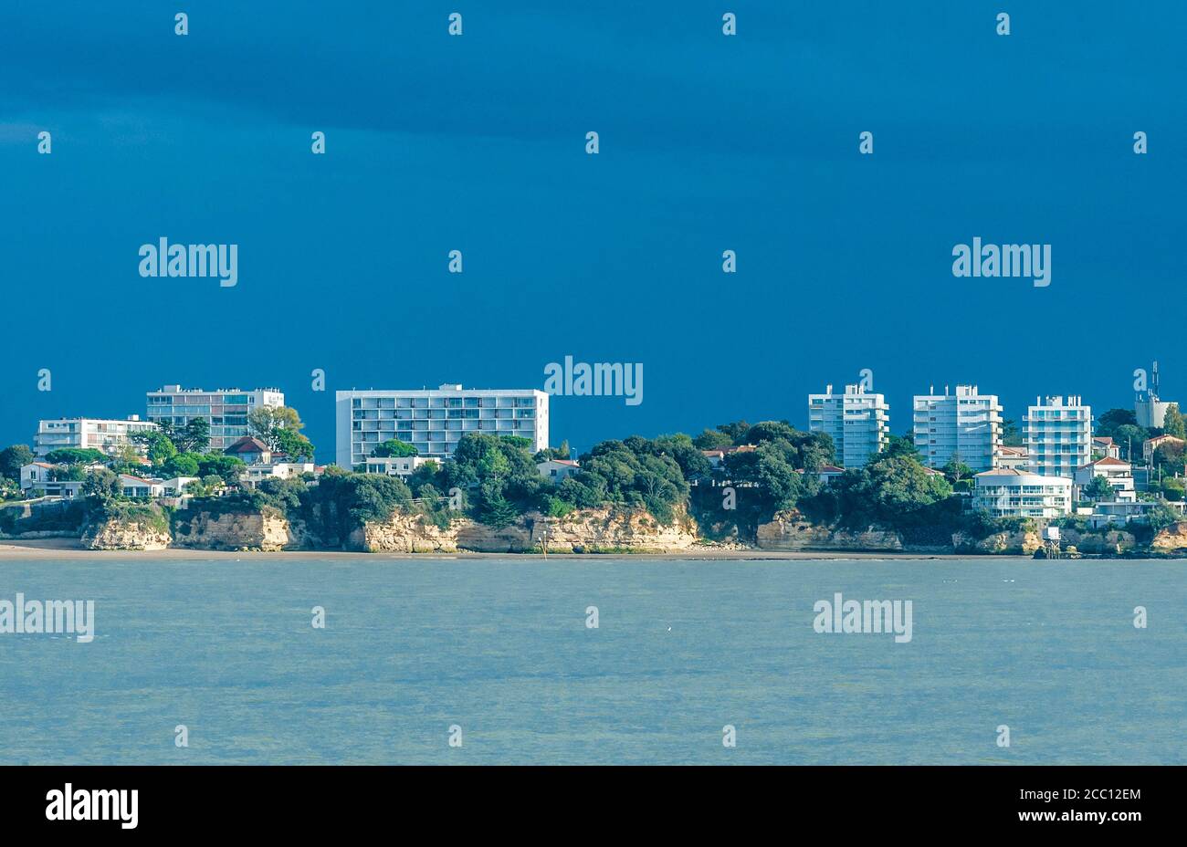 Frankreich, Charente-Maritime, Strandpromenade von Saint-Georges de Didonne, Boulevard La Corniche Stockfoto