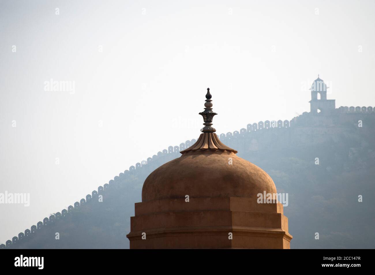Große Mauer von Amber Fort, Jaipur, Indien Stockfoto