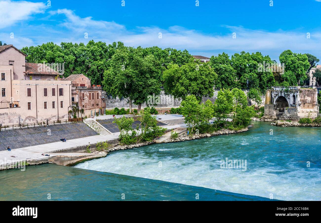 Italien, Rom, Tiberina auf dem Tiber Stockfoto