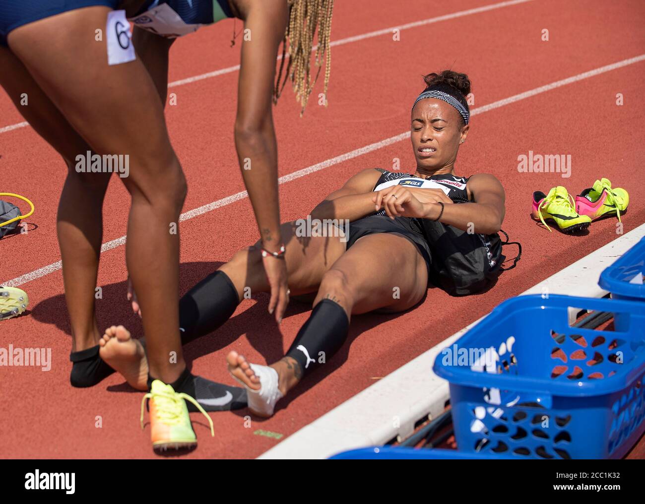 Leverkusen Deutschland August 2020 Tatjana Pinto Lc Paderborn 4 Platz Mit Schmerzen Nach Dem Lauf Bekommt
