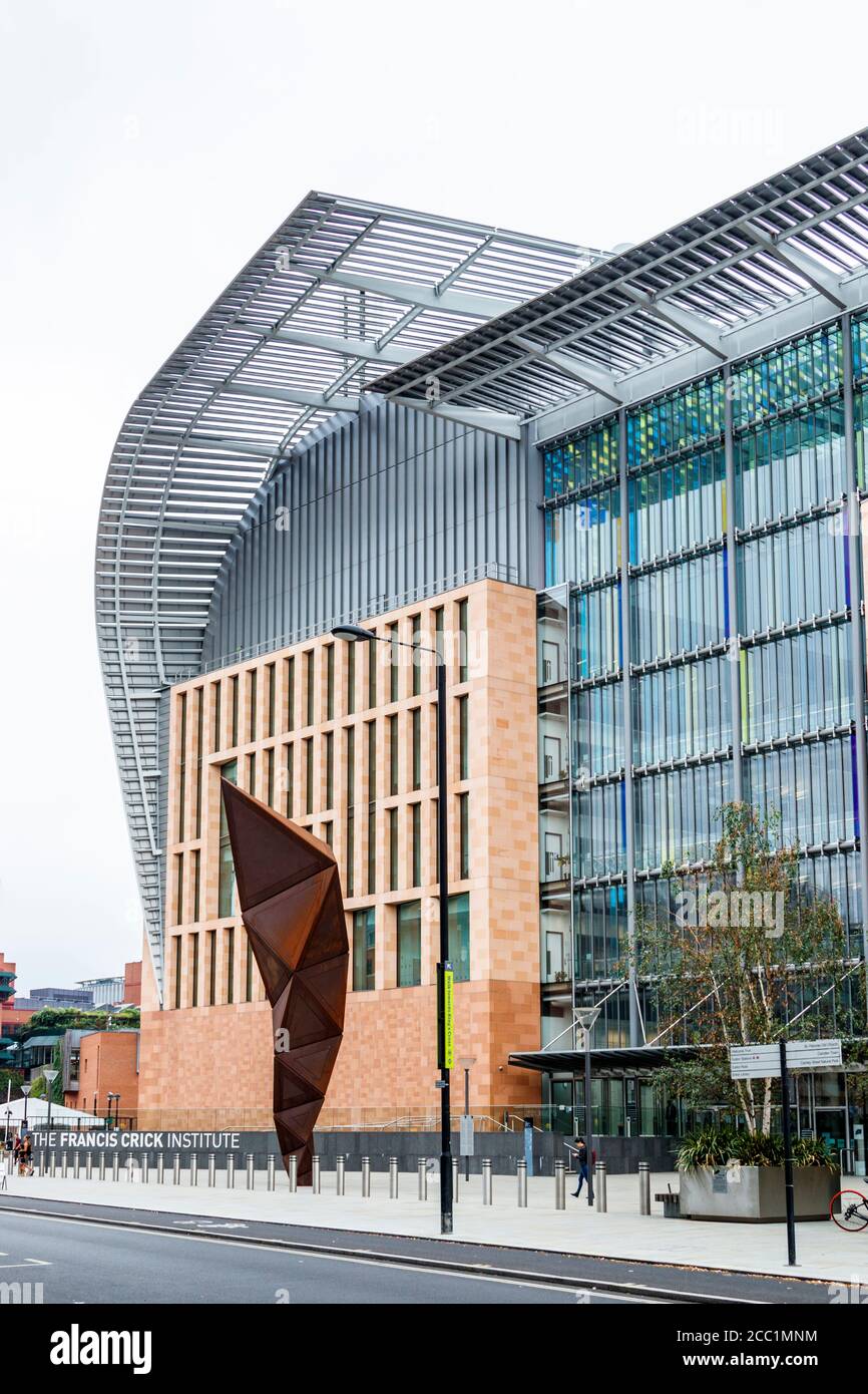 Das Francis Crick Institute, ein biomedizinisches Forschungszentrum in London, wurde 2010 gegründet und 2016 in Midland Road, London, Großbritannien, eröffnet Stockfoto