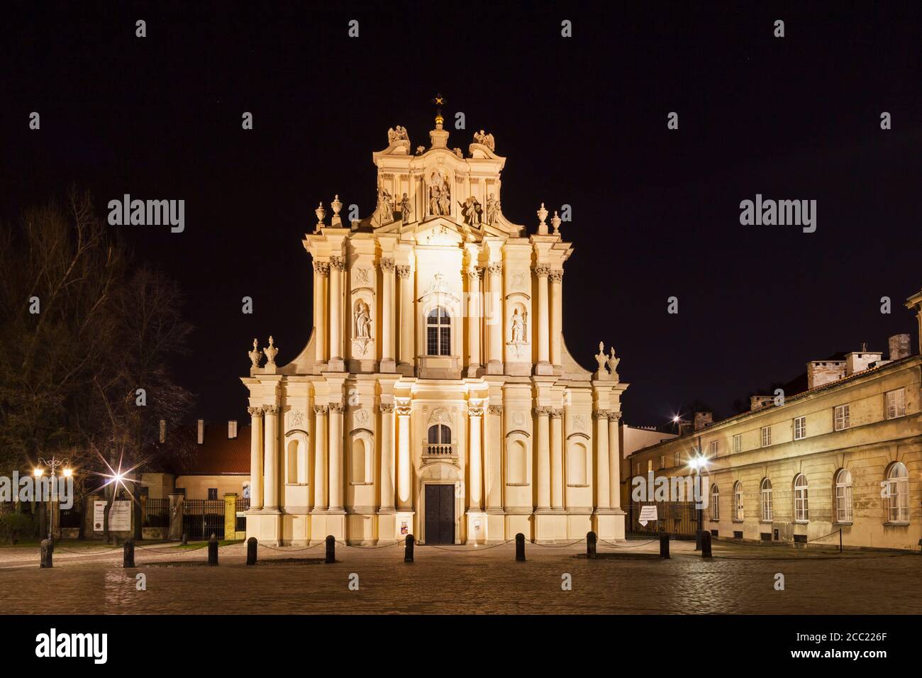 Polen, Warschau, Kirche von St. Joseph von Visitationists in der Nacht Stockfoto