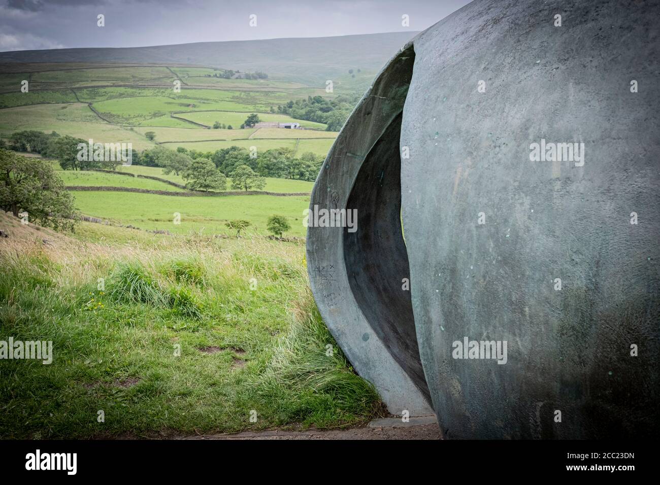 Die Atom Panopticon Skulptur, Wycoller Country Park, Colne, Pendle, Lancashire, England, UK Stockfoto